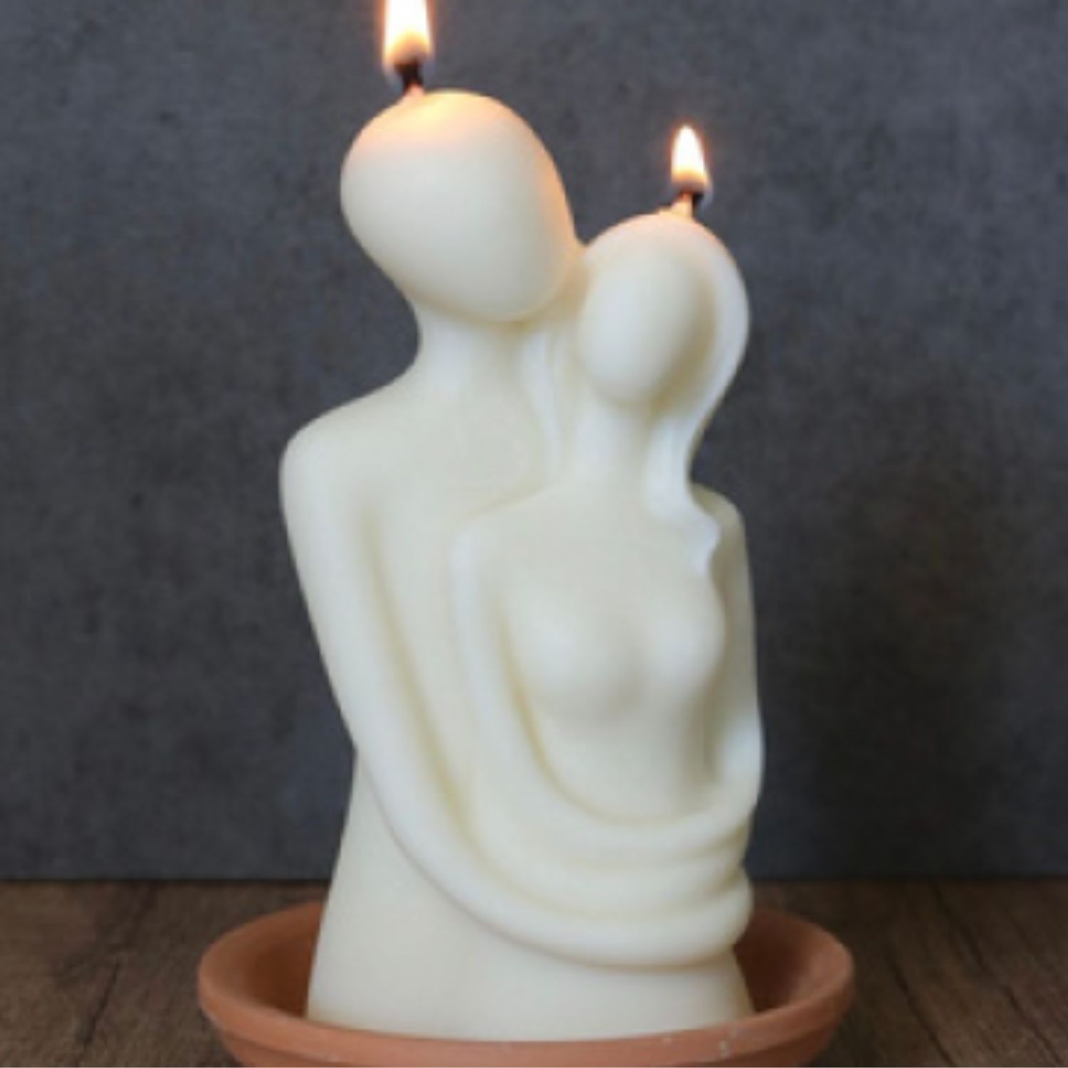 Hug Candle