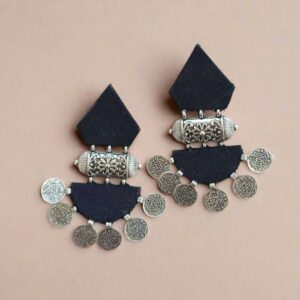 Rainvas Black and silver heavy earrings for women